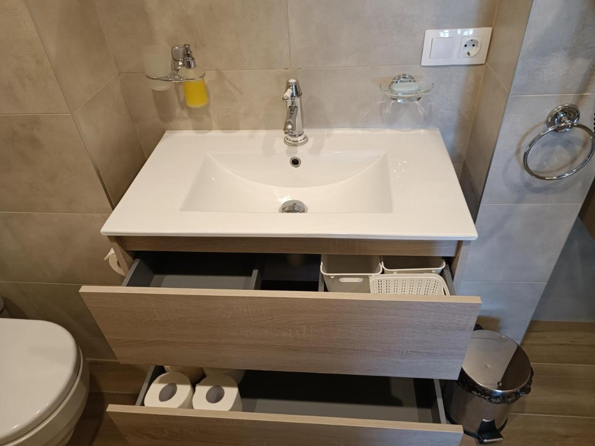 Liuto Apartamentai Juodkrantė Exteriér fotografie